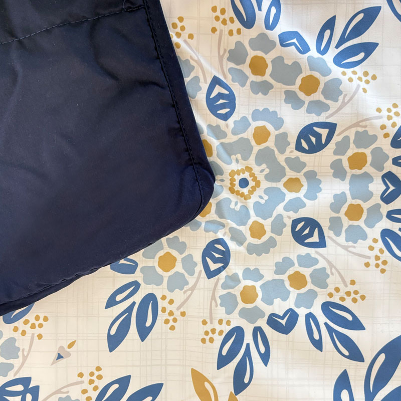 Inflight Comforter